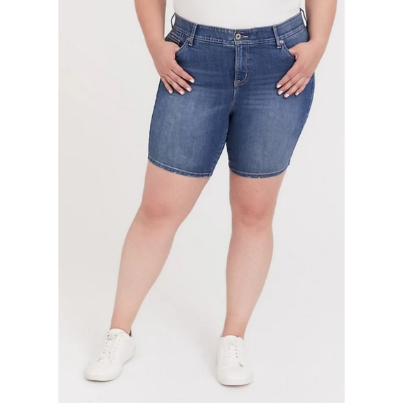 torrid Pants - Nwt Torrid Shorts 18